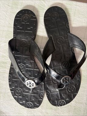 Tory Burch Black Patent Logo Thong Sandals